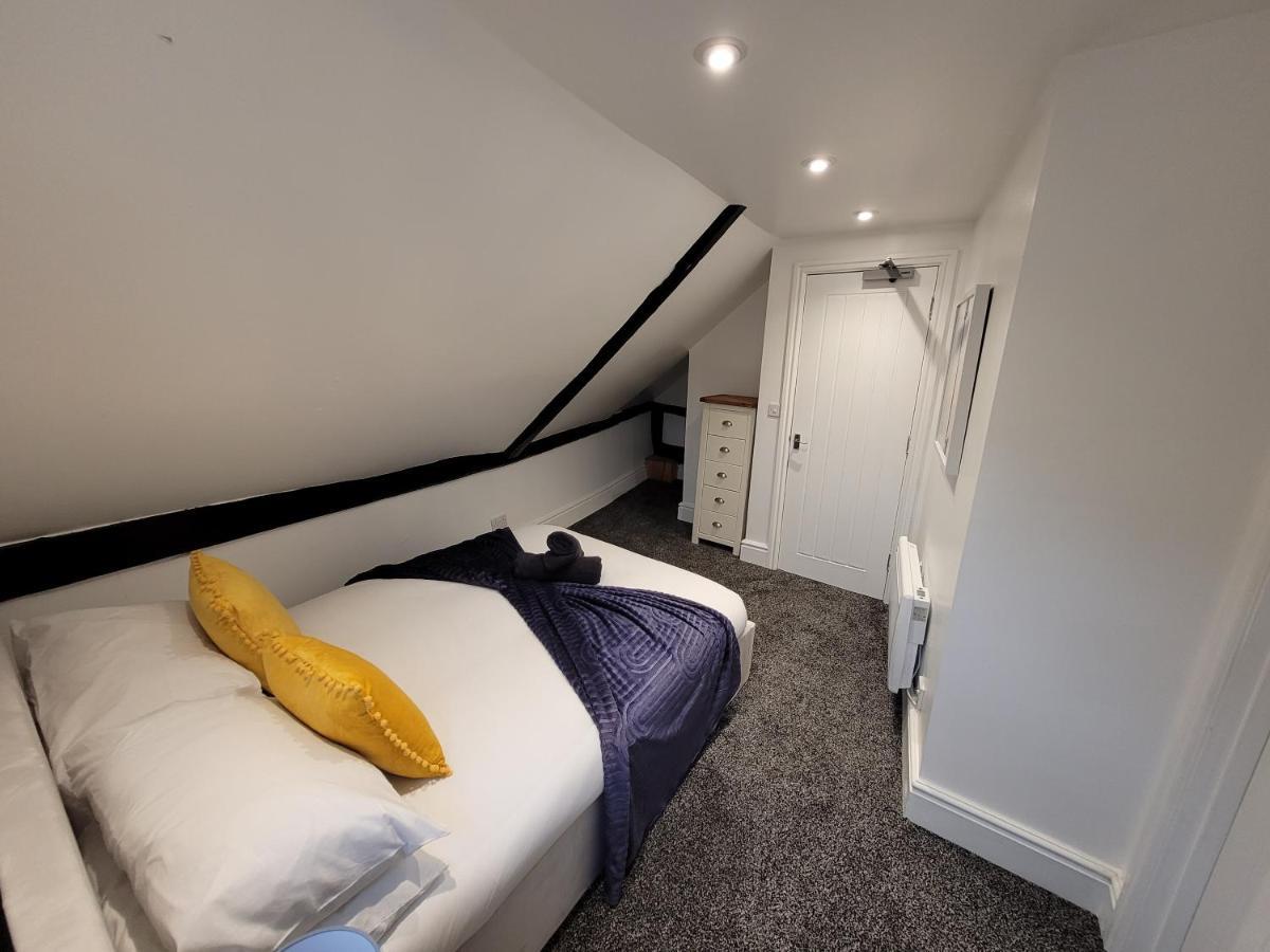 City Centre Wallgate Apartments- Step Back Into Roman History Колчестер Экстерьер фото
